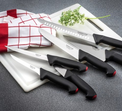 Nóż do mięsa 17 cm na zawieszce PRO TECH Nóż do mięsa 17 cm na zawieszce PRO TECH