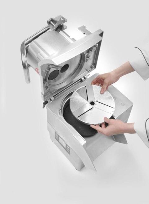 SZATKOWNICA ZE ZMIENNA PRĘDKOŚCIĄ CA-4V