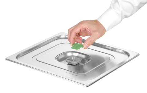 Pokrywka do pojemników GN z kolorowymi klipsami GN 2/3 - 354x325